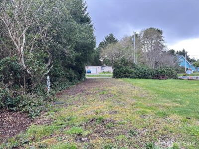 324 Clover Creek Avenue NW, Ocean Shores, WA 98569 - Photo 7