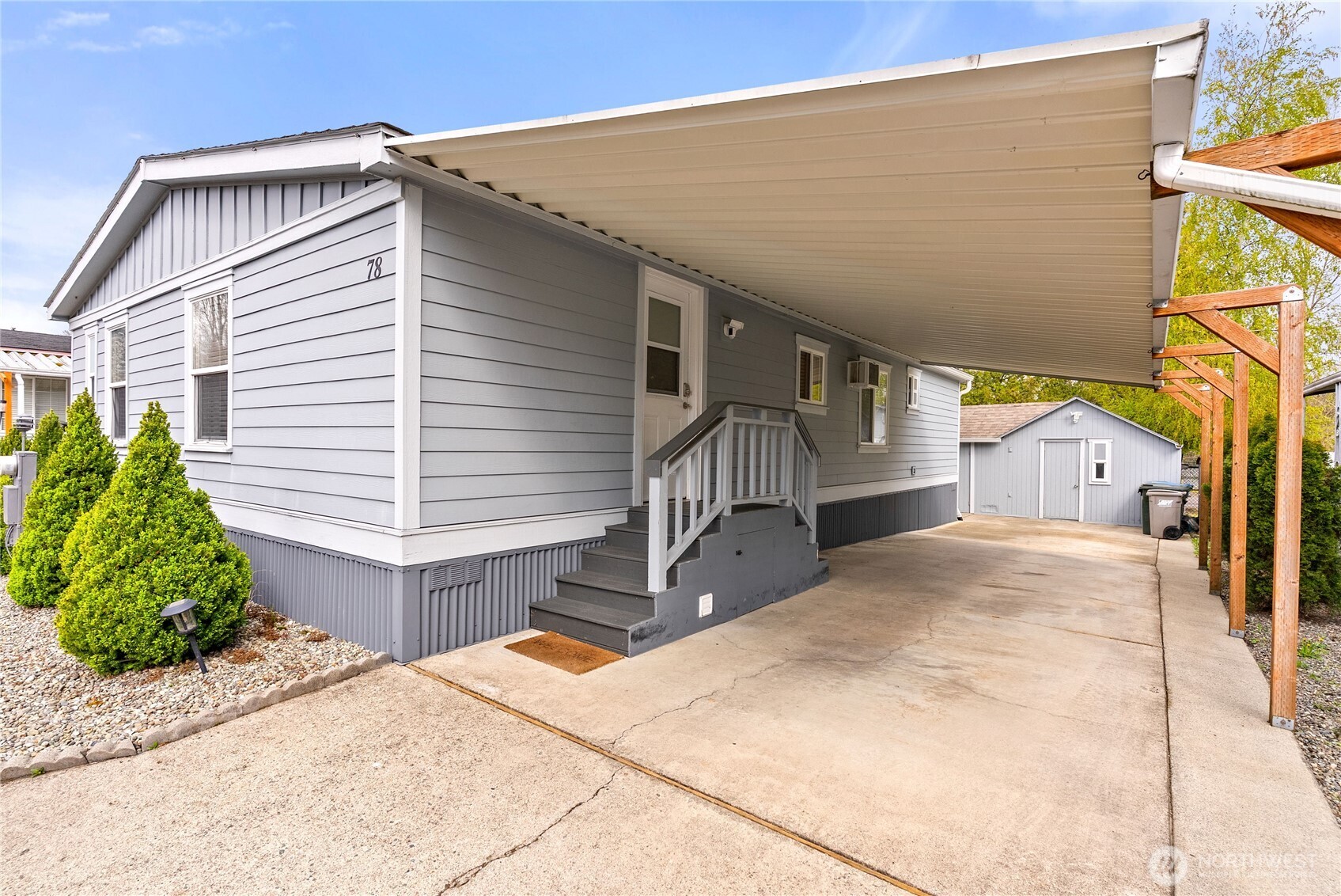 15410 SE 272nd Park #78, Kent, WA 98042