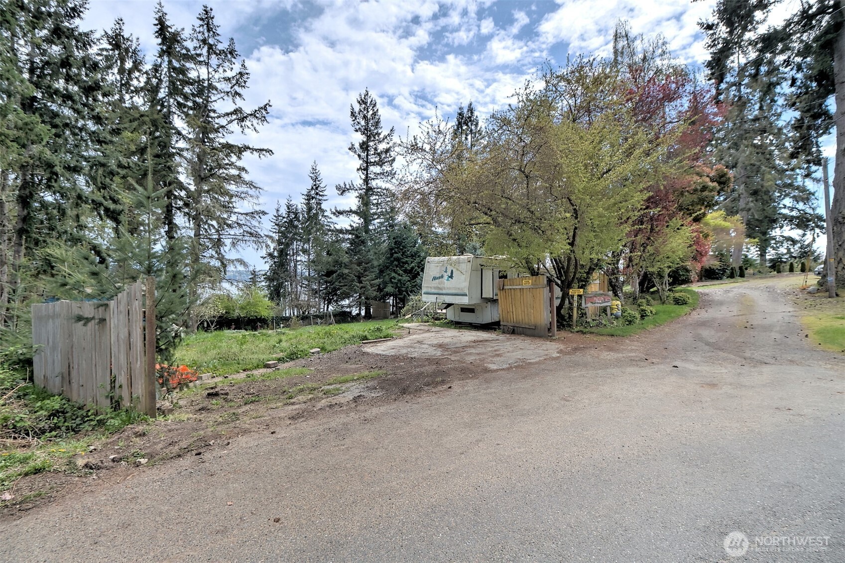 721 E Stretch Island Road S, Grapeview, WA 98546