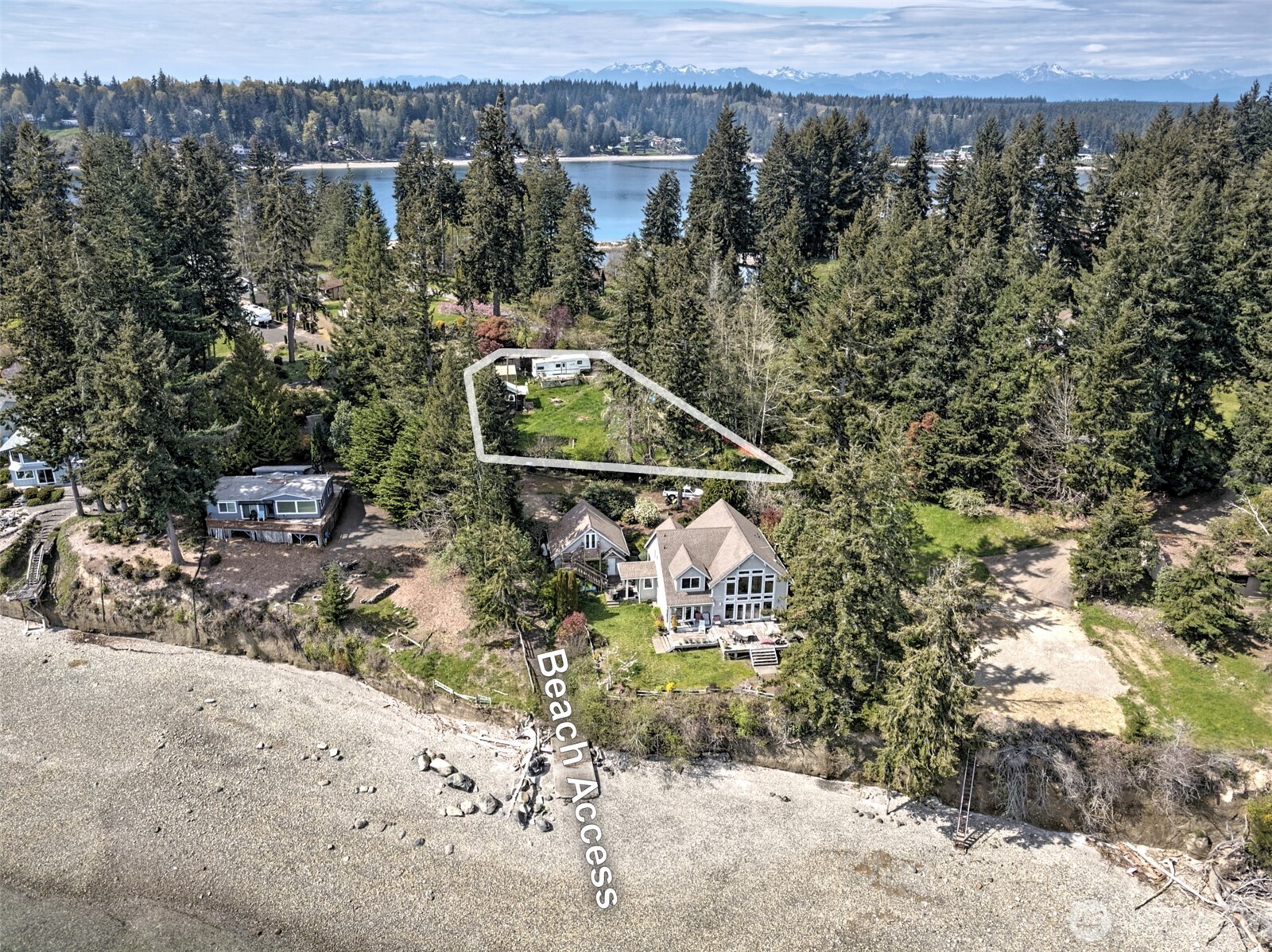 721 E Stretch Island Road S, Grapeview, WA 98546