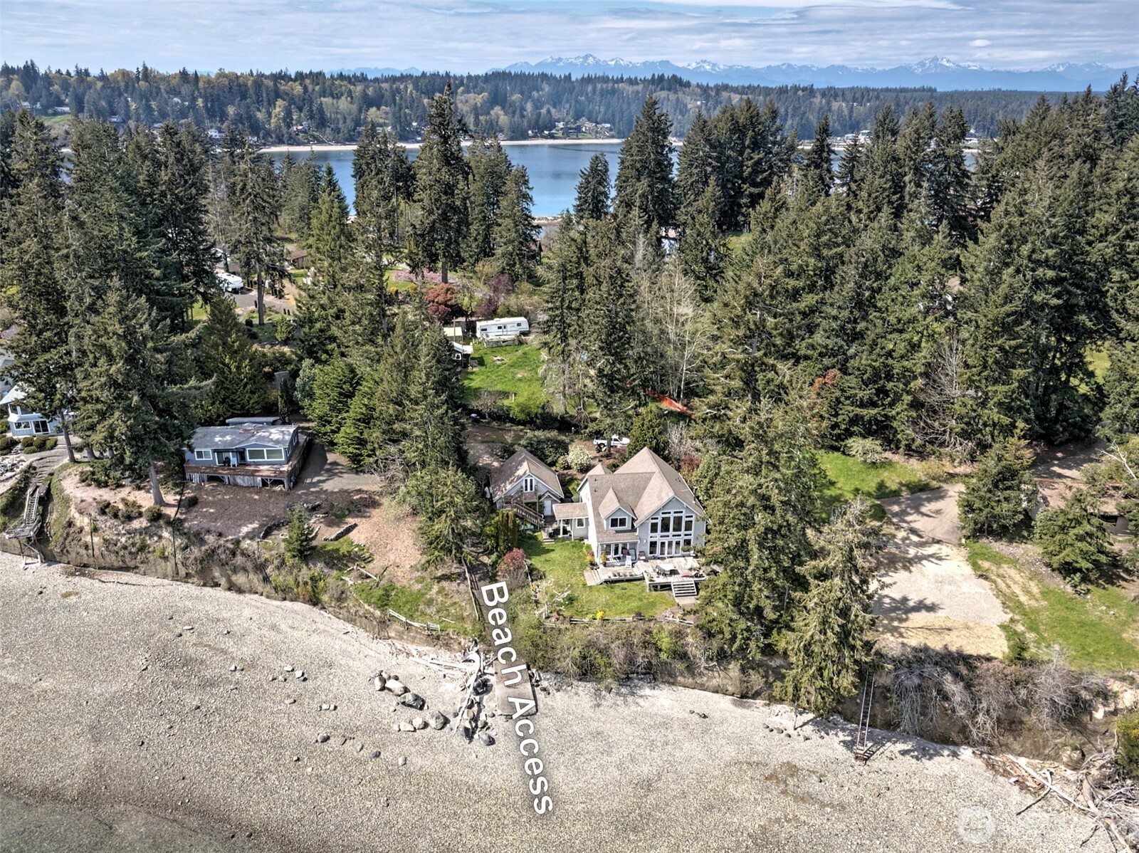 721 E Stretch Island Road S, Grapeview, WA 98546