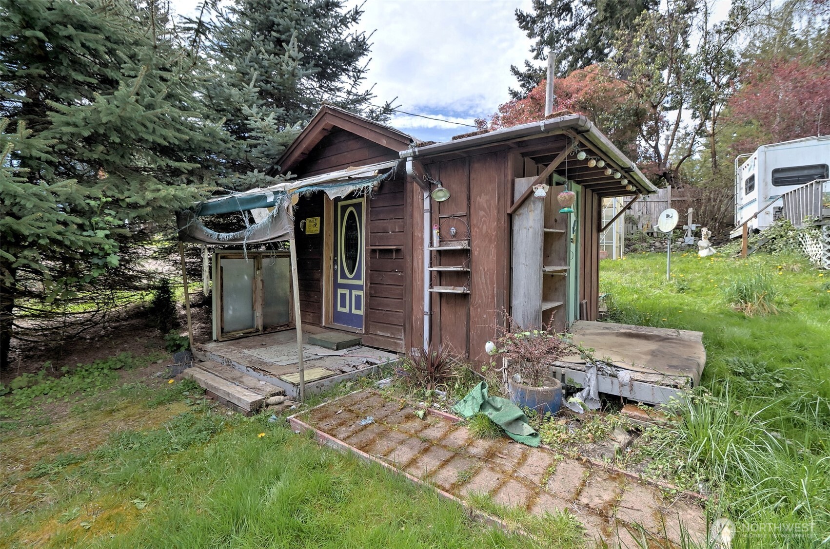 721 E Stretch Island Road S, Grapeview, WA 98546