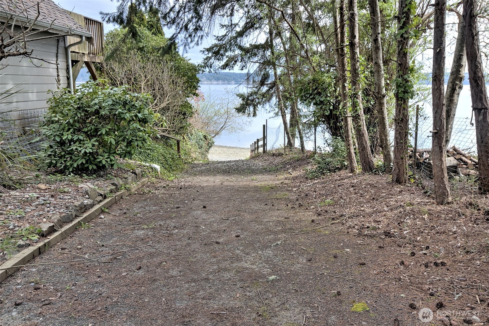 721 E Stretch Island Road S, Grapeview, WA 98546