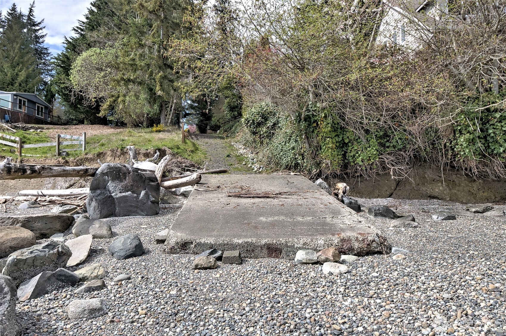 721 E Stretch Island Road S, Grapeview, WA 98546