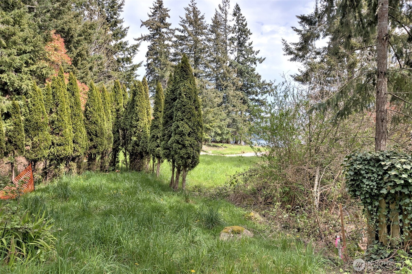 721 E Stretch Island Road S, Grapeview, WA 98546