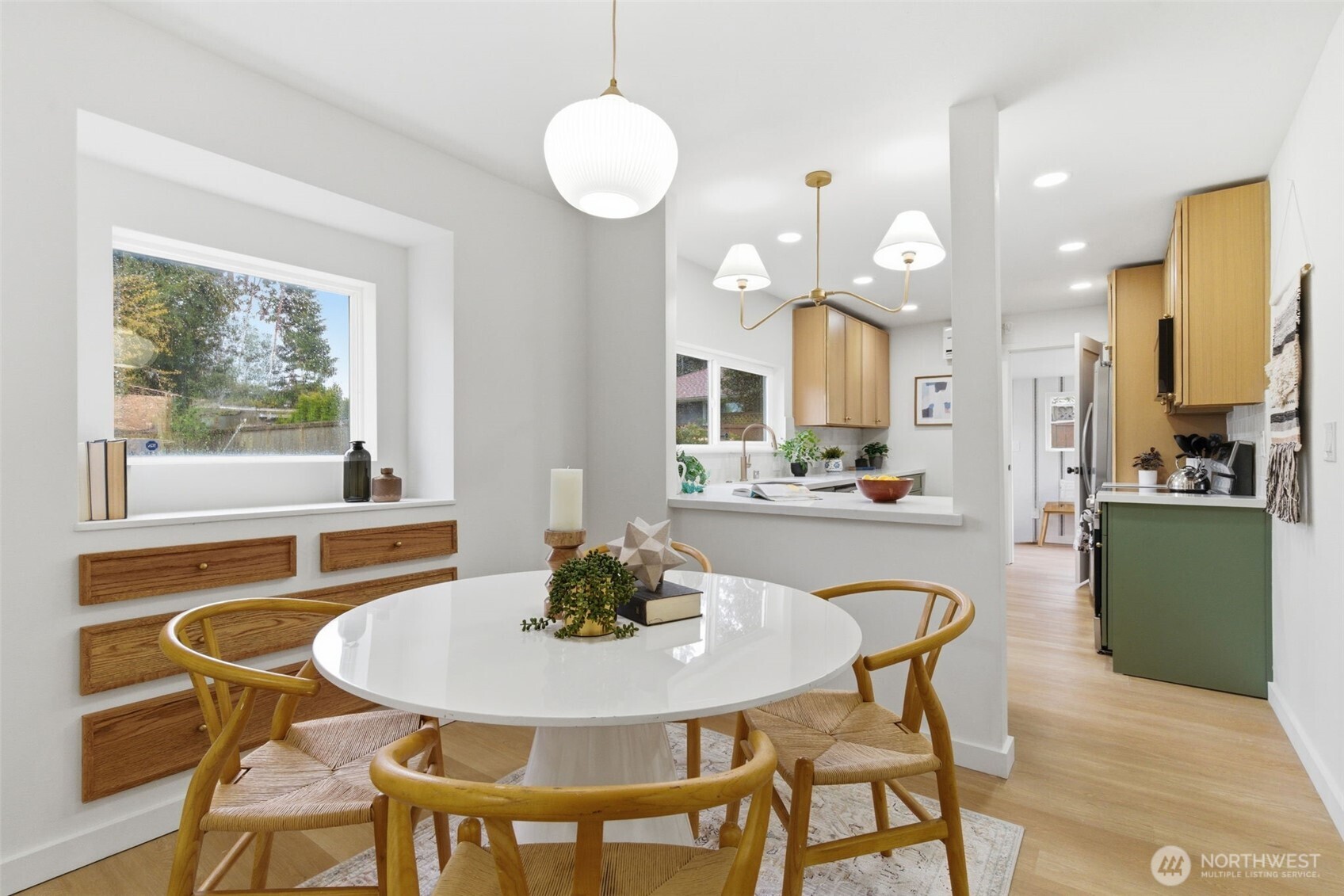 9601 12th Avenue NW, Seattle, WA 98117