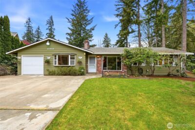 15016 SE 14th Street , Bellevue, WA 98007