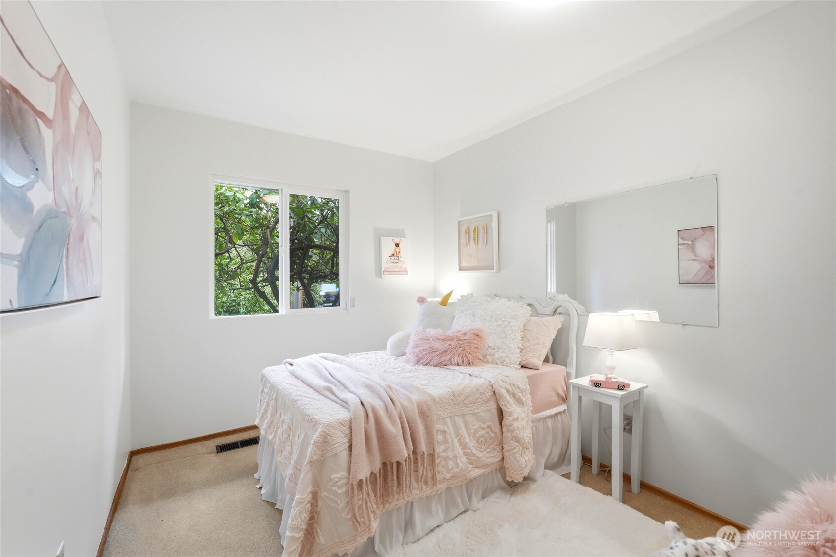 15016 SE 14th Street , Bellevue, WA 98007