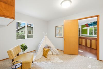 15016 SE 14th Street , Bellevue, WA 98007 - Photo 21