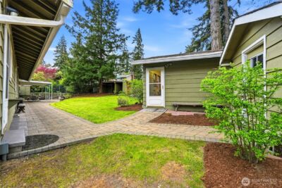 15016 SE 14th Street , Bellevue, WA 98007 - Photo 24