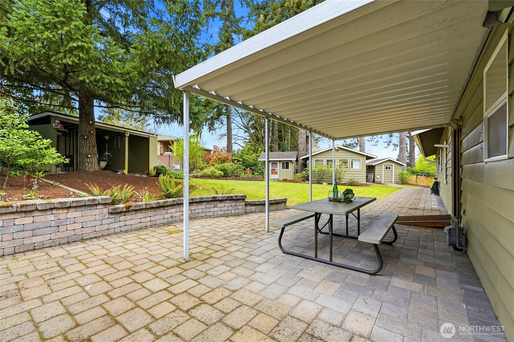 15016 SE 14th Street , Bellevue, WA 98007