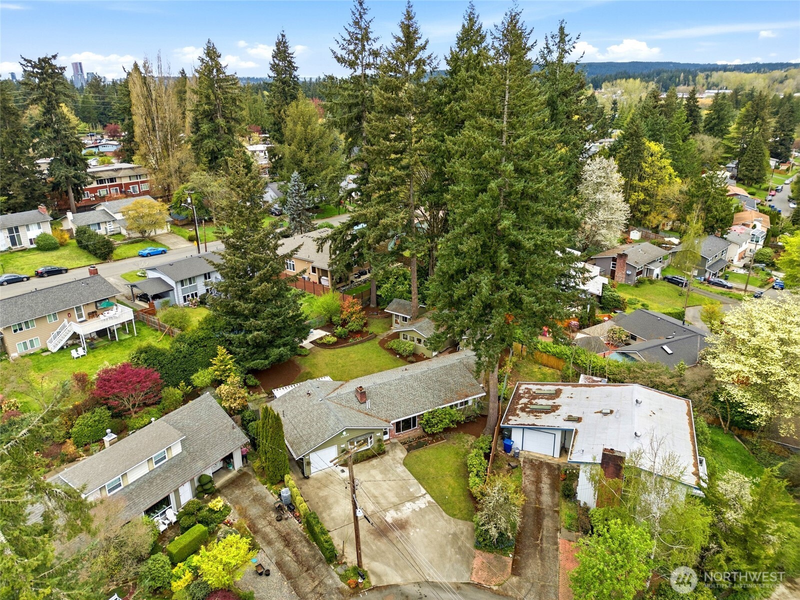 15016 SE 14th Street , Bellevue, WA 98007