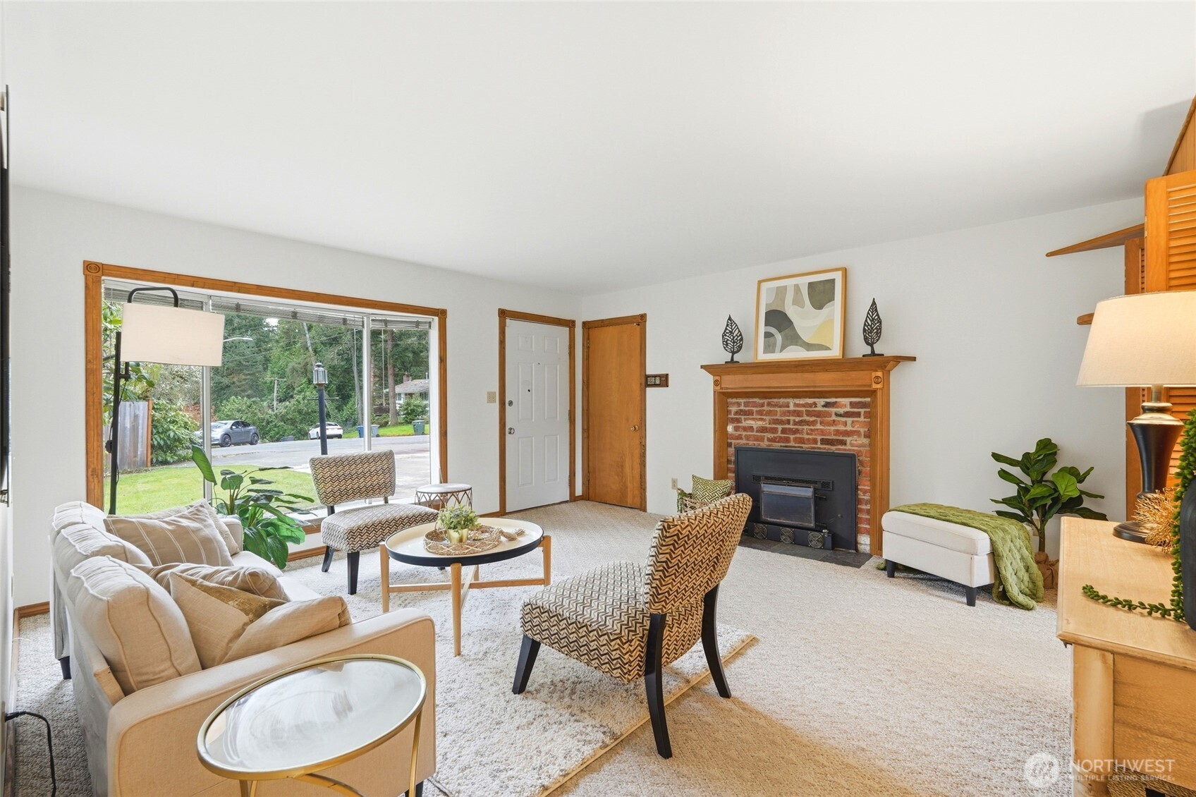 15016 SE 14th Street , Bellevue, WA 98007