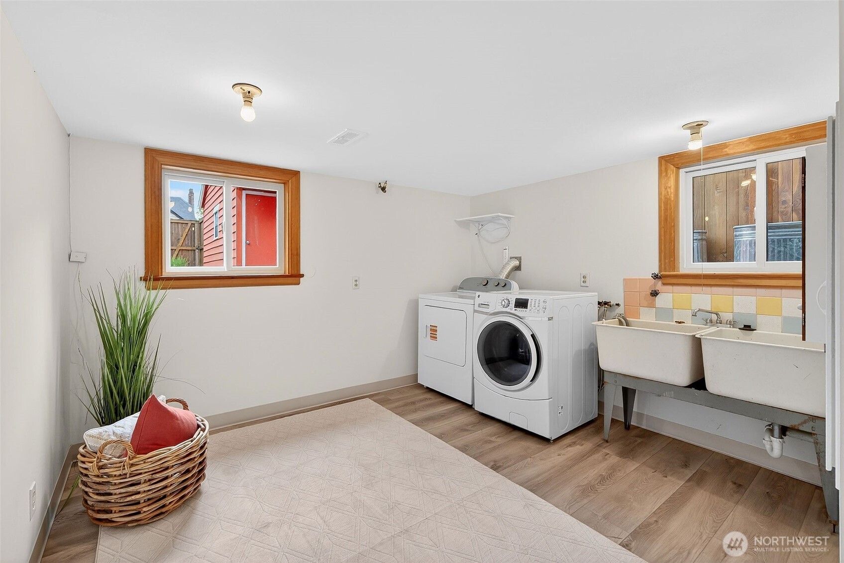 8049 23rd Avenue NW, Seattle, WA 98117
