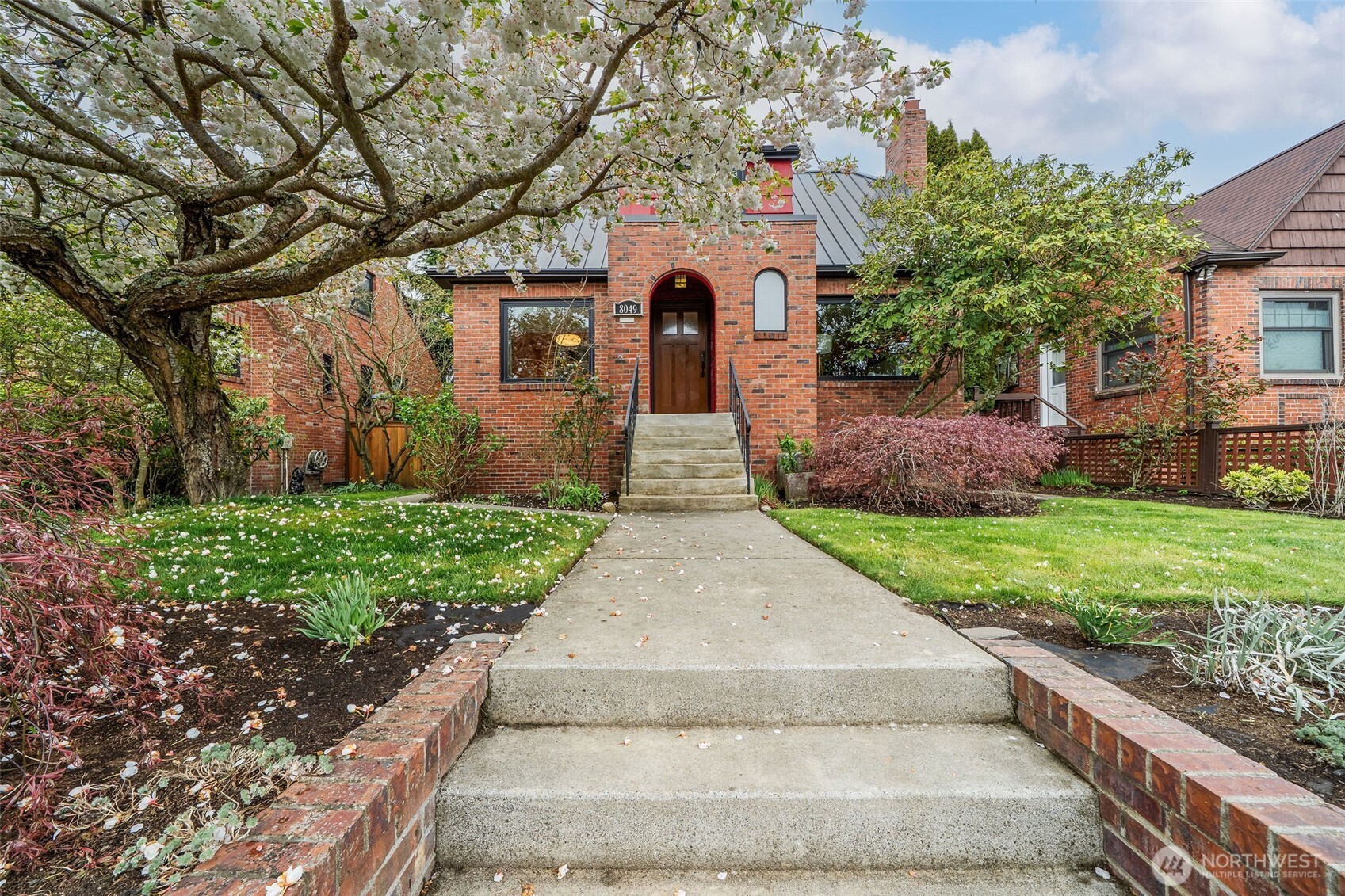 8049 23rd Avenue NW, Seattle, WA 98117