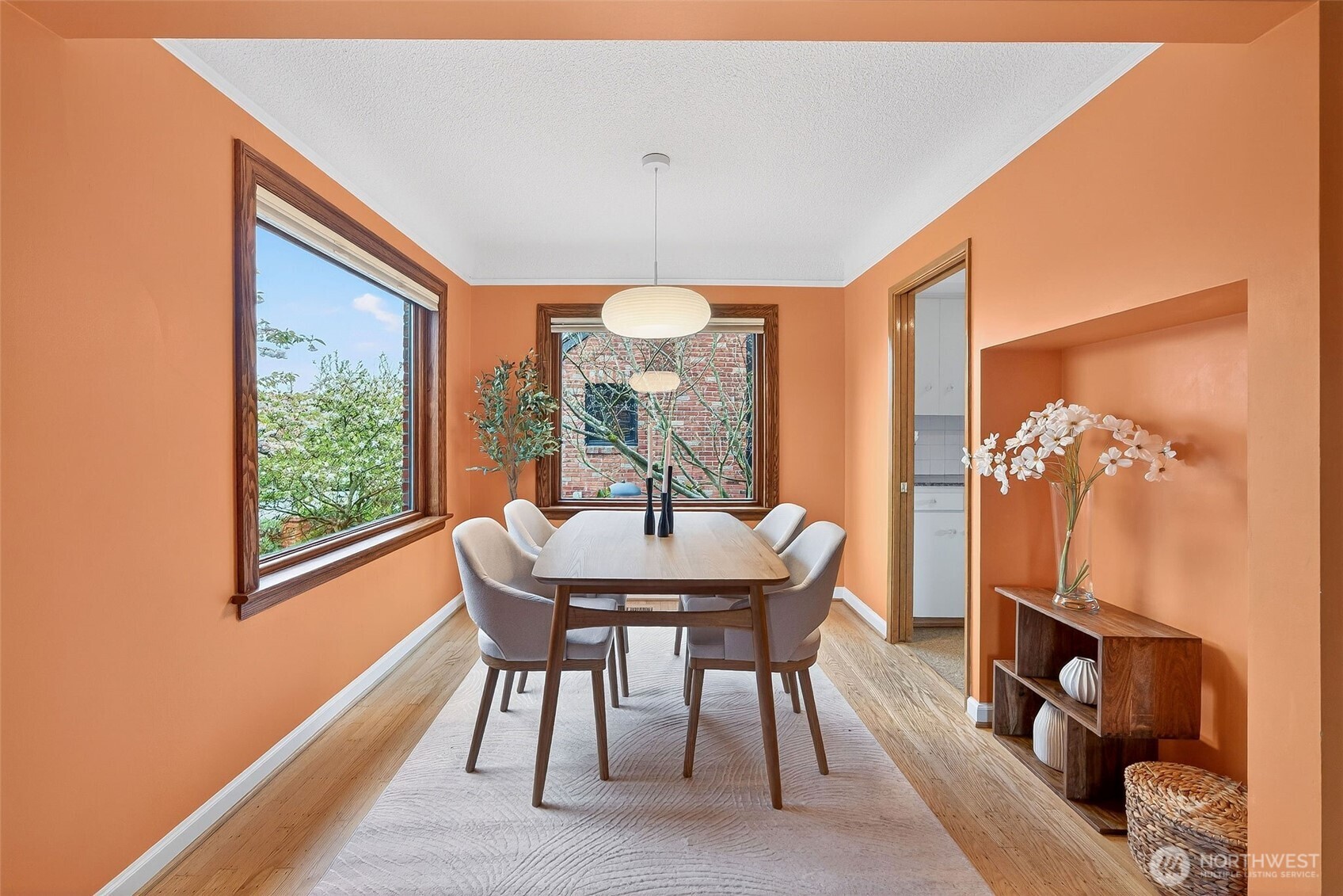 8049 23rd Avenue NW, Seattle, WA 98117