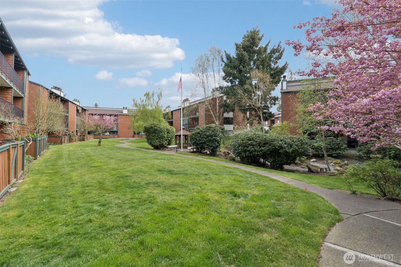 7307 N Skyview Place #G102, Tacoma, WA 98406