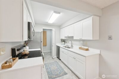 7307 N Skyview Place #G102, Tacoma, WA 98406 - Photo 9