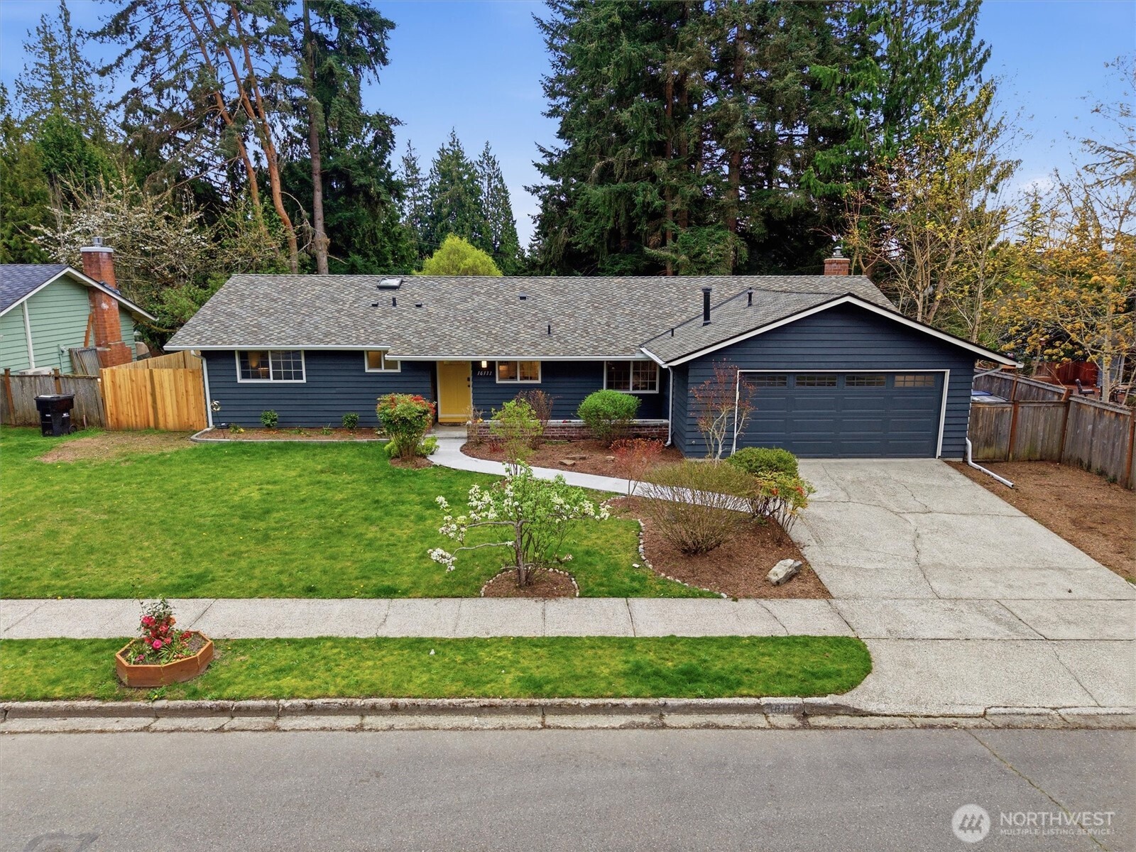 16111 NE 100th Street , Redmond, WA 98052