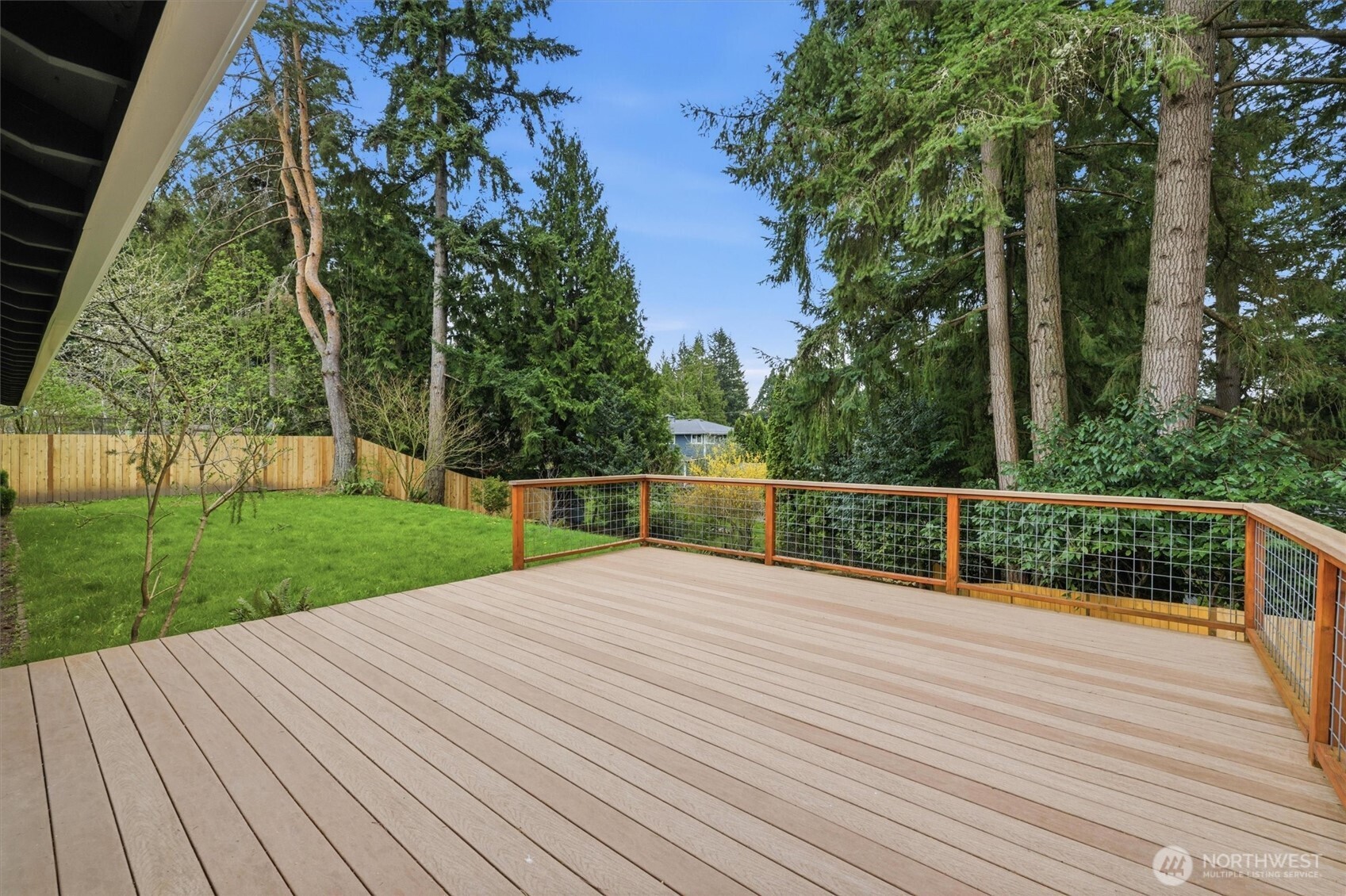 16111 NE 100th Street , Redmond, WA 98052