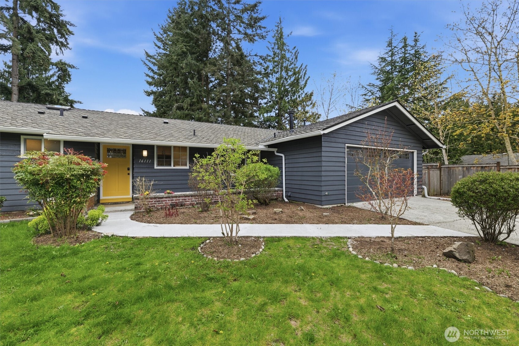 16111 NE 100th Street , Redmond, WA 98052