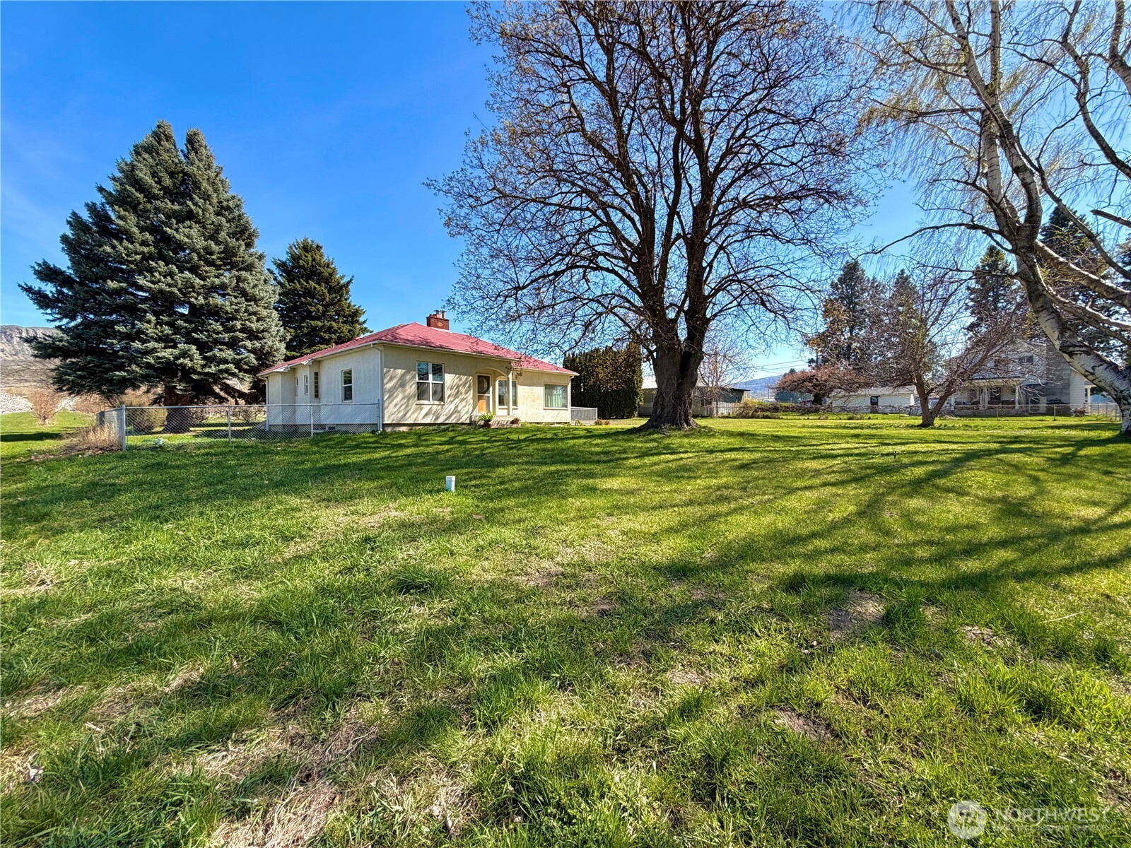 31644 Hwy 97 , Tonasket, WA 98855