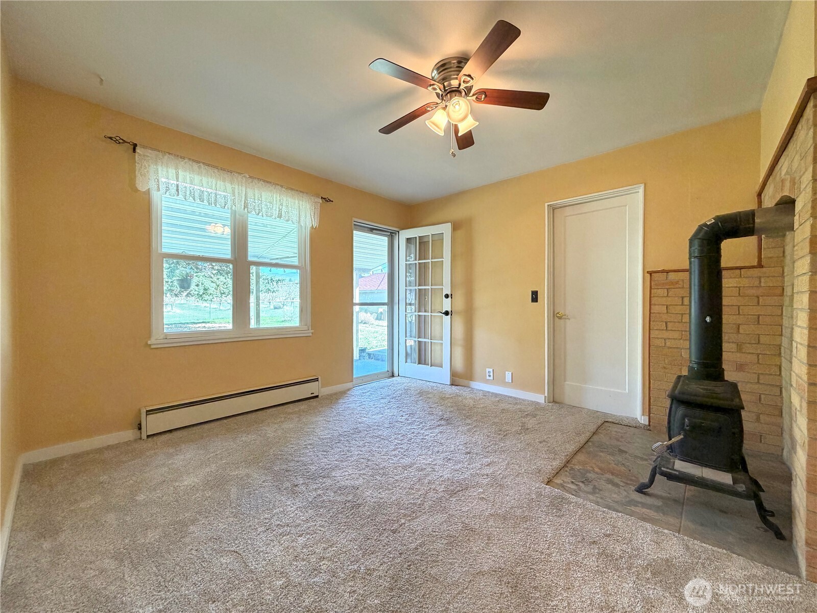 31644 Hwy 97 , Tonasket, WA 98855
