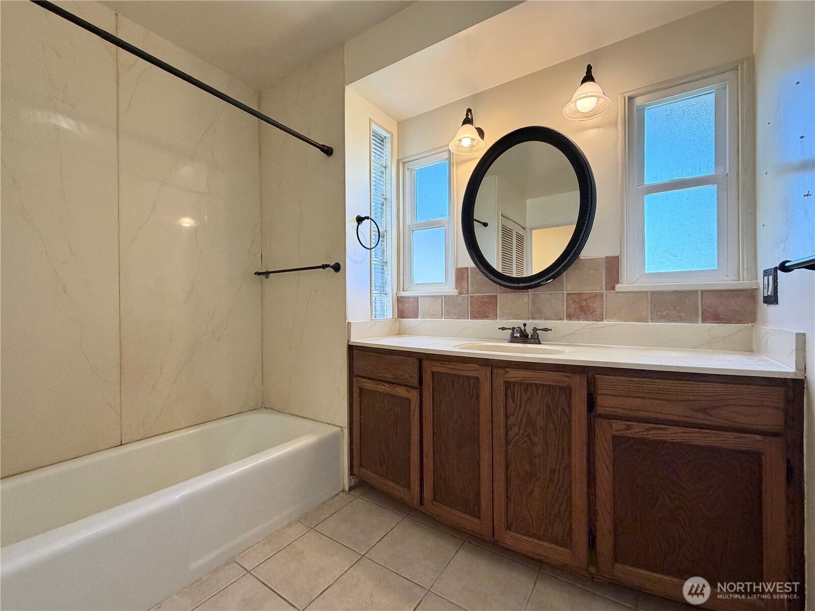 31644 Hwy 97 , Tonasket, WA 98855