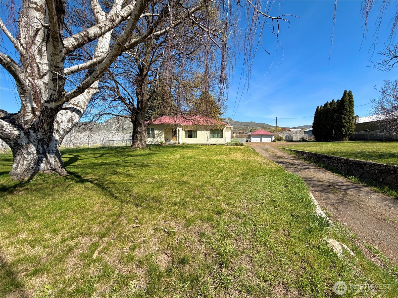 31644 Hwy 97 , Tonasket, WA 98855