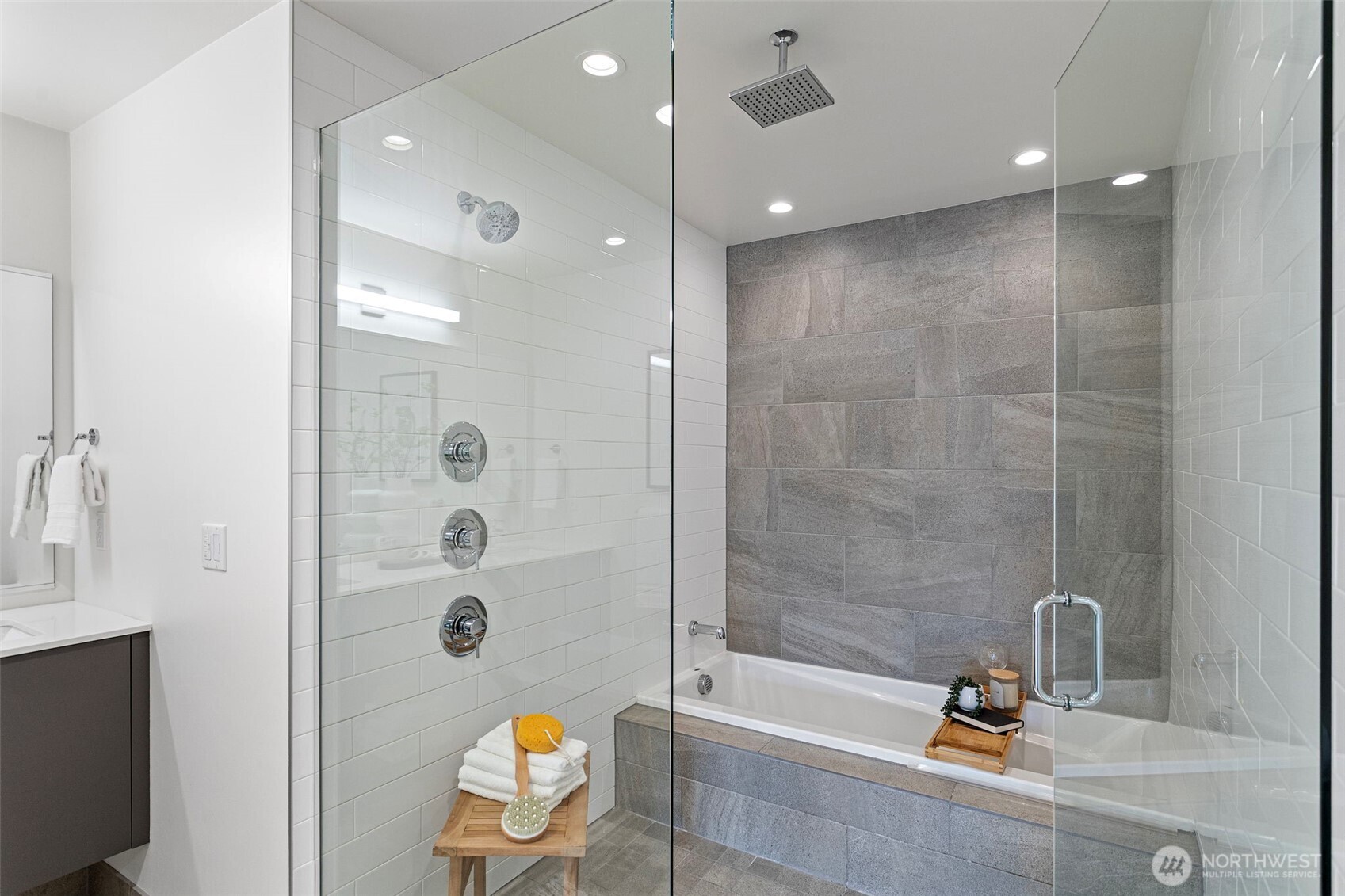 2314 Thorndyke Avenue W #E, Seattle, WA 98199