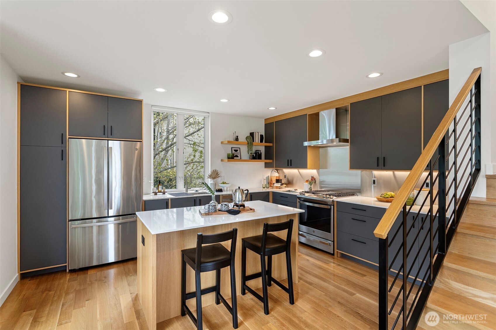 2314 Thorndyke Avenue W #E, Seattle, WA 98199