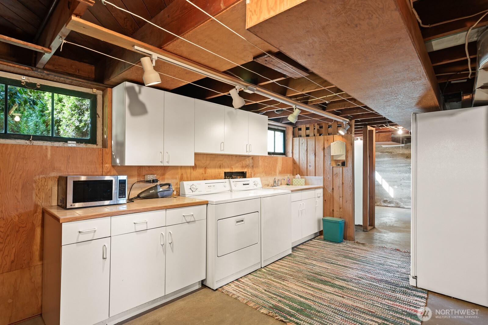 4436 Seahurst , Everett, WA 98203
