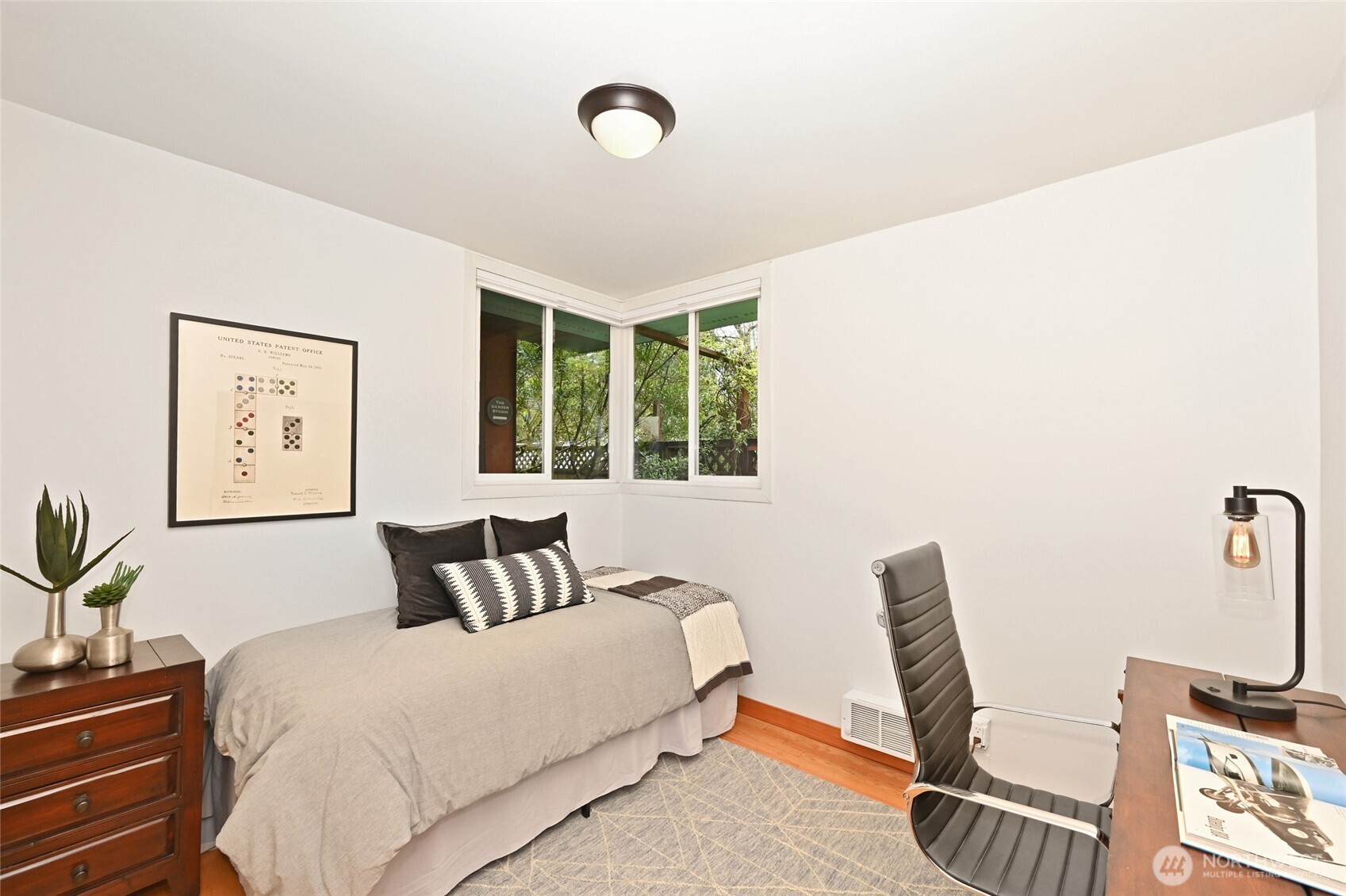 2326 NE 91st Street , Seattle, WA 98115