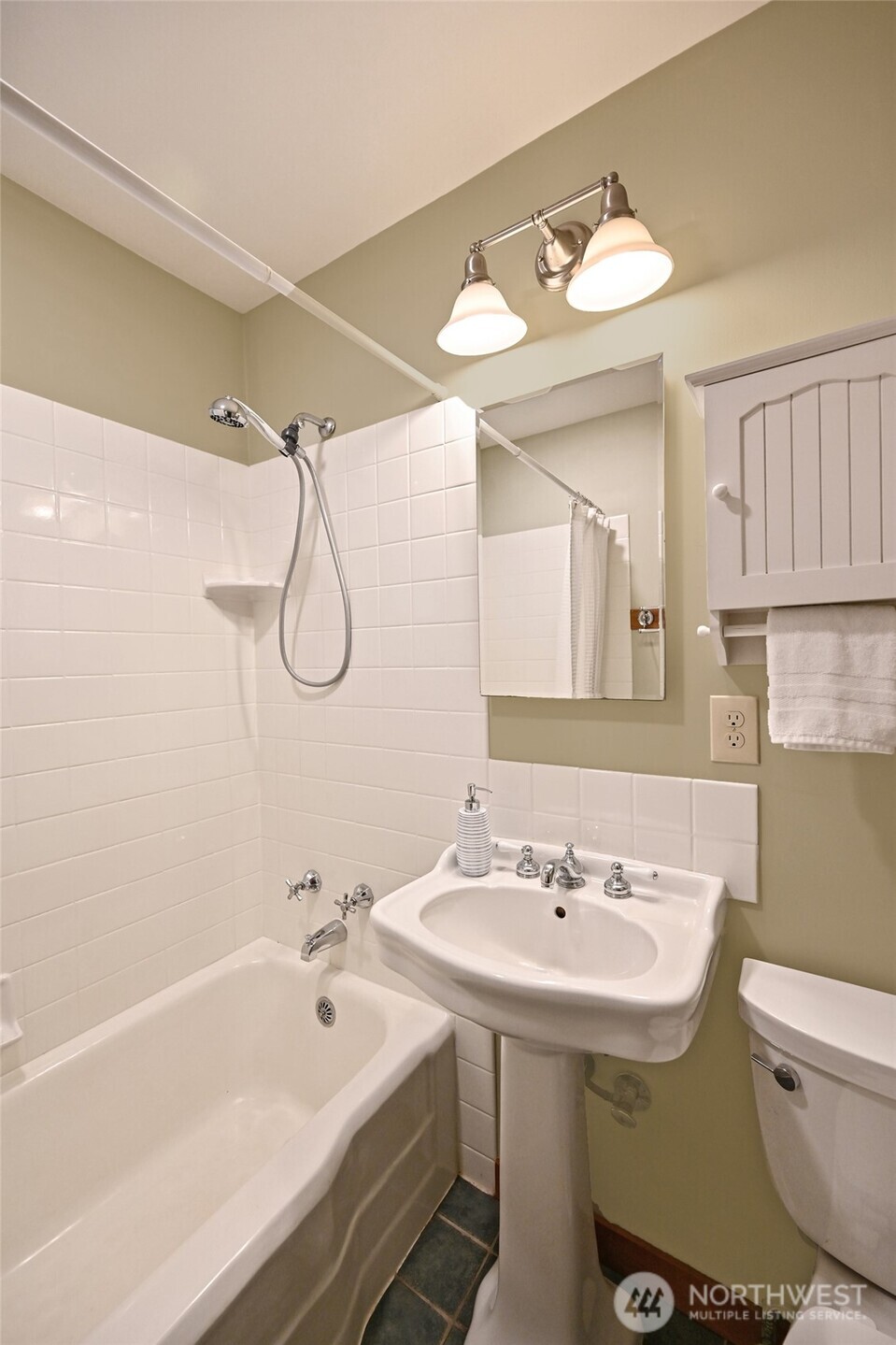 2326 NE 91st Street , Seattle, WA 98115