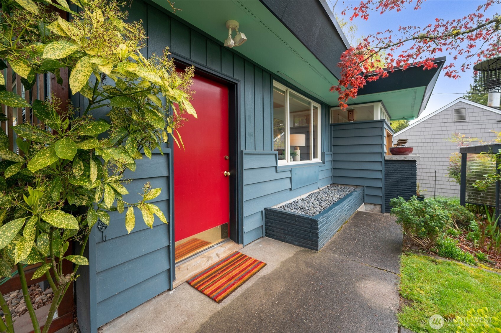 2326 NE 91st Street , Seattle, WA 98115