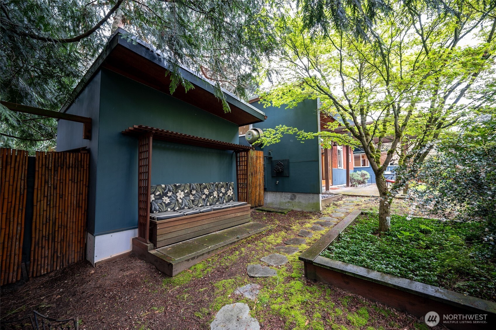 2326 NE 91st Street , Seattle, WA 98115