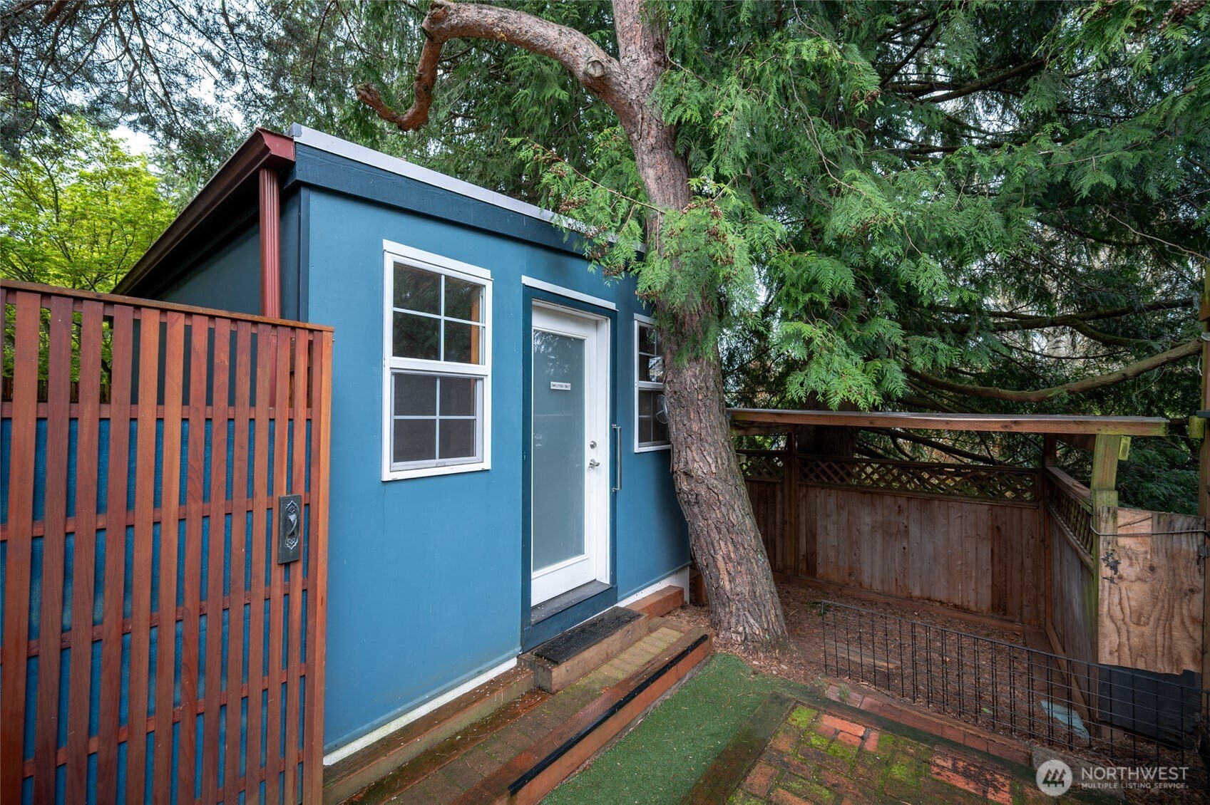 2326 NE 91st Street , Seattle, WA 98115
