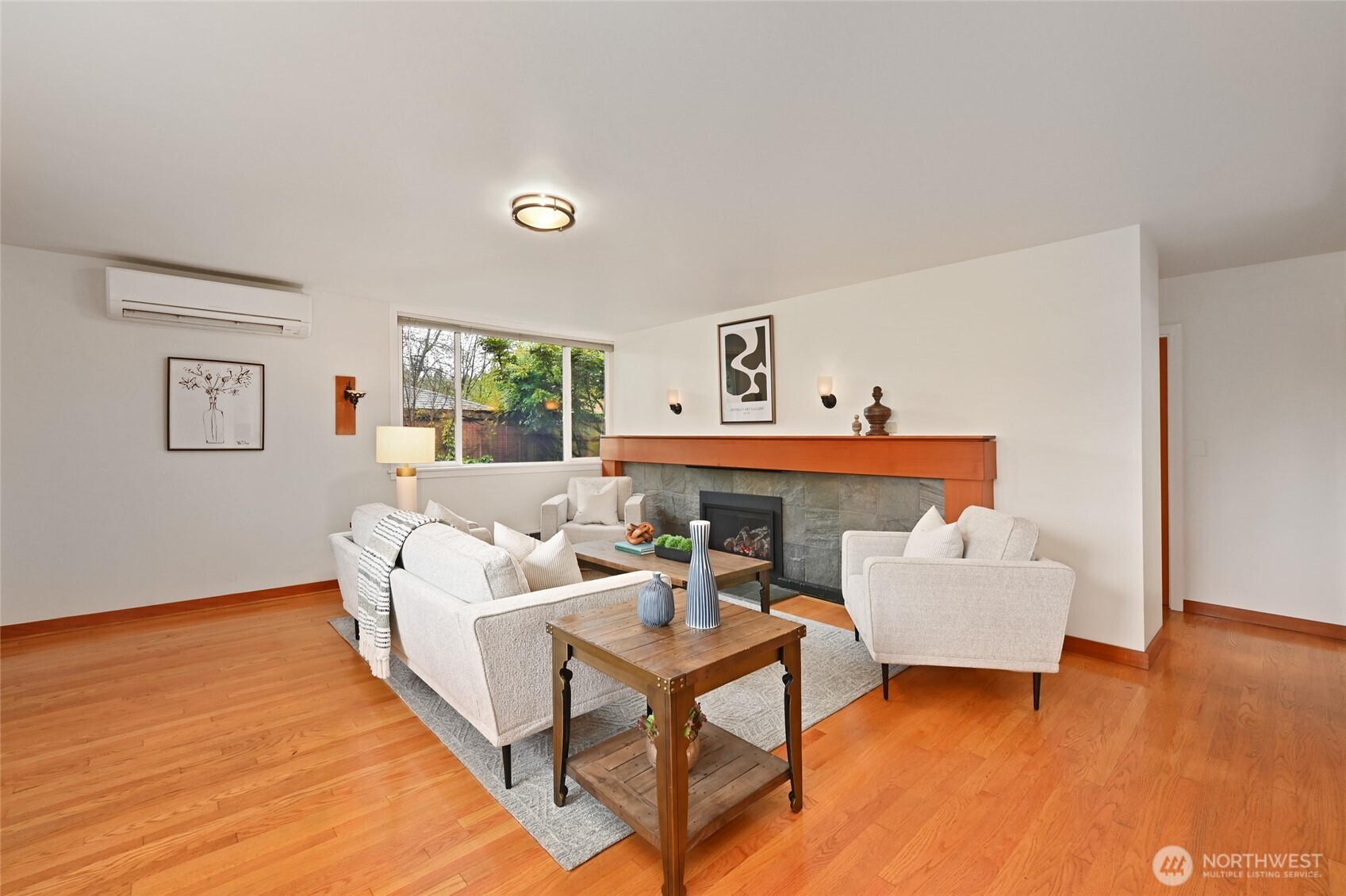 2326 NE 91st Street , Seattle, WA 98115