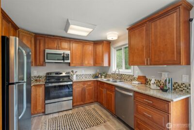 16642 184th Avenue SE, Renton, WA 98058 - Photo 14
