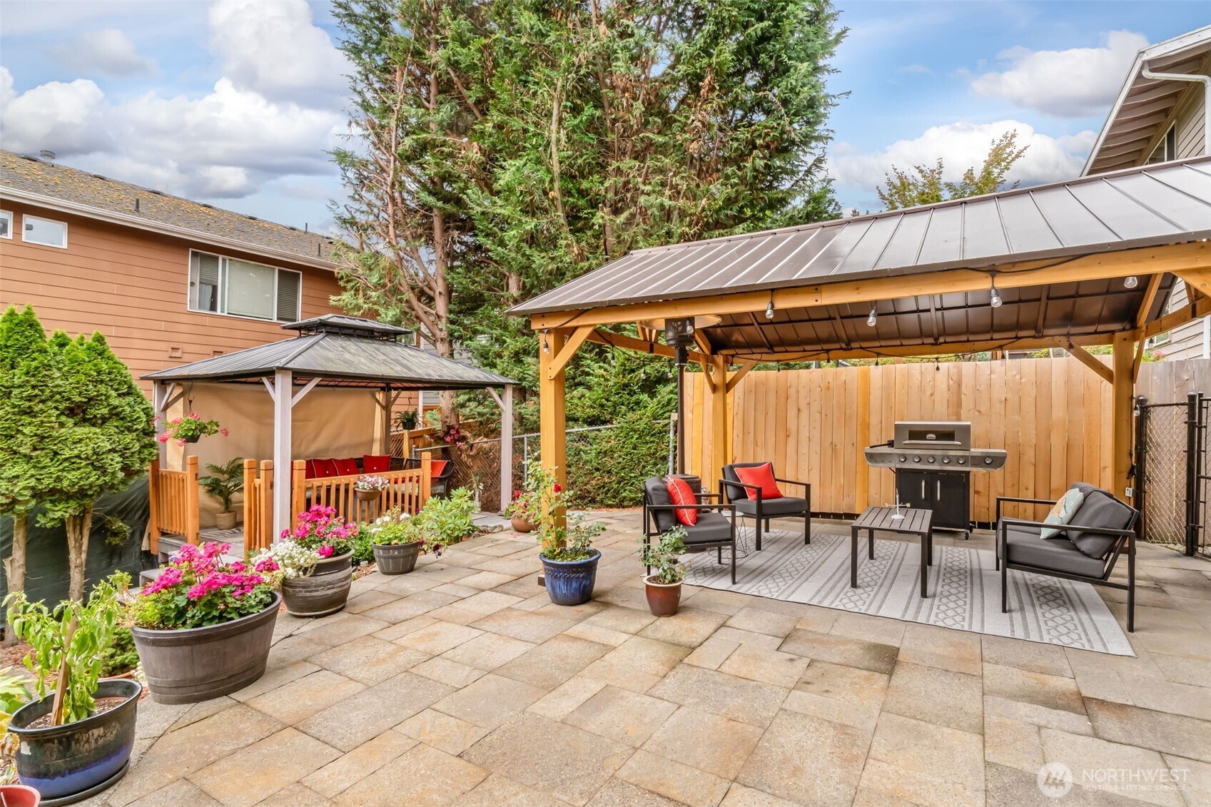 11907 NE 133rd Place , Kirkland, WA 98034