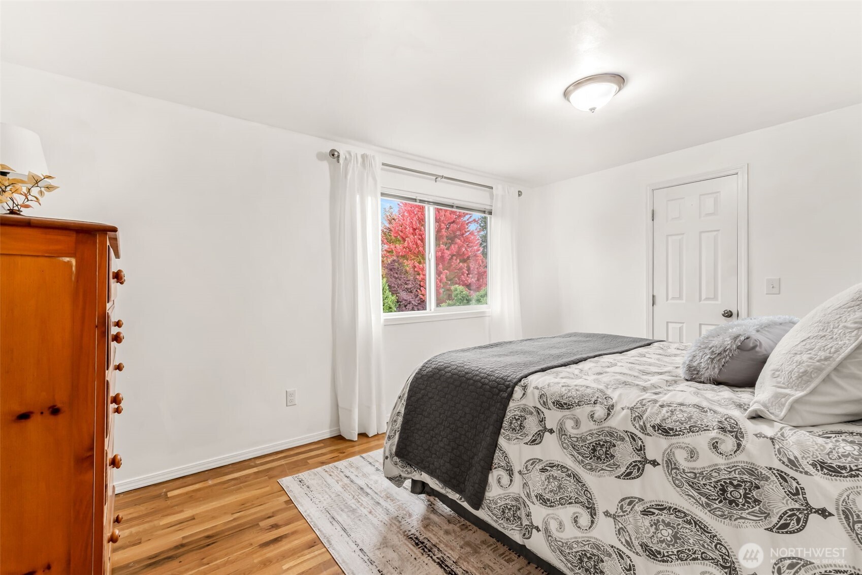 11907 NE 133rd Place , Kirkland, WA 98034