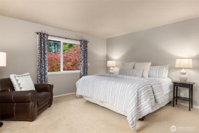 8450 Jennie Avenue NE, Bainbridge Island, WA 98110 - Photo 24