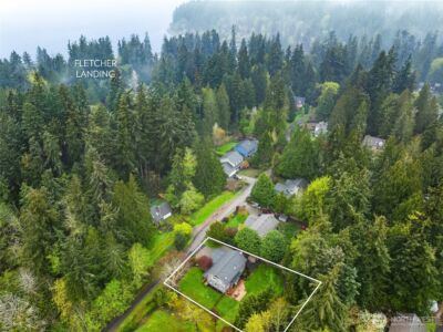 8450 Jennie Avenue NE, Bainbridge Island, WA 98110 - Photo 39