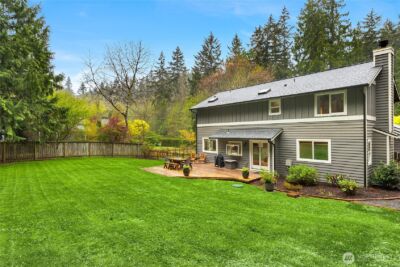 8450 Jennie Avenue NE, Bainbridge Island, WA 98110 - Photo 4
