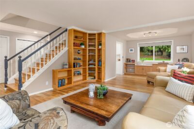 8450 Jennie Avenue NE, Bainbridge Island, WA 98110 - Photo 10