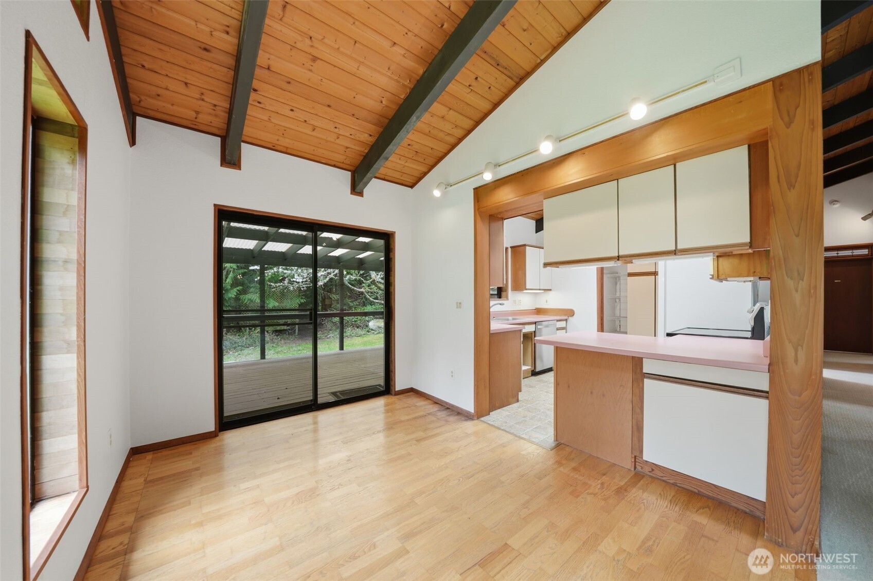 102 Byron Road , Friday Harbor, WA 98250-6963
