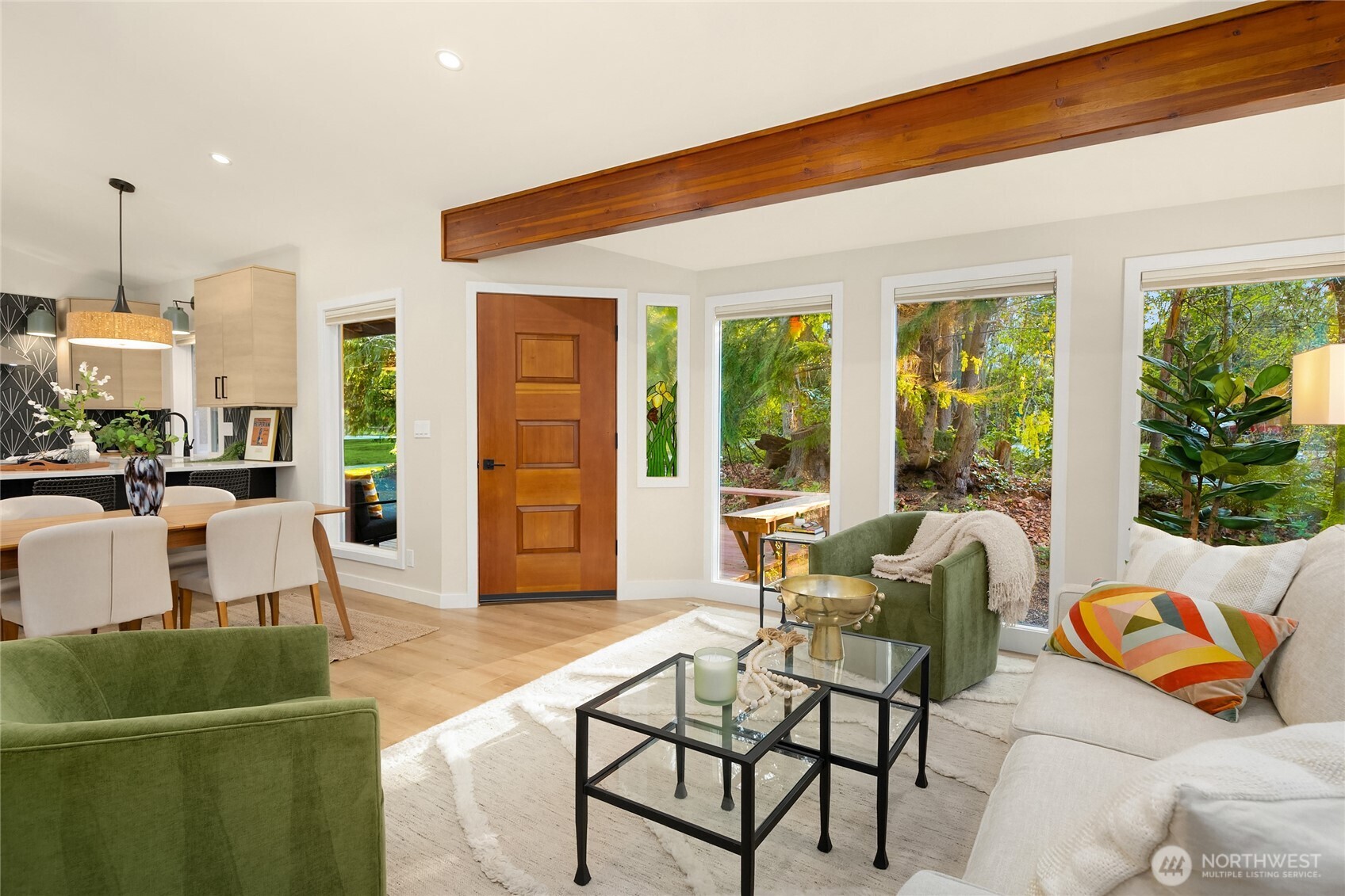881 Park Avenue NE, Bainbridge Island, WA 98110