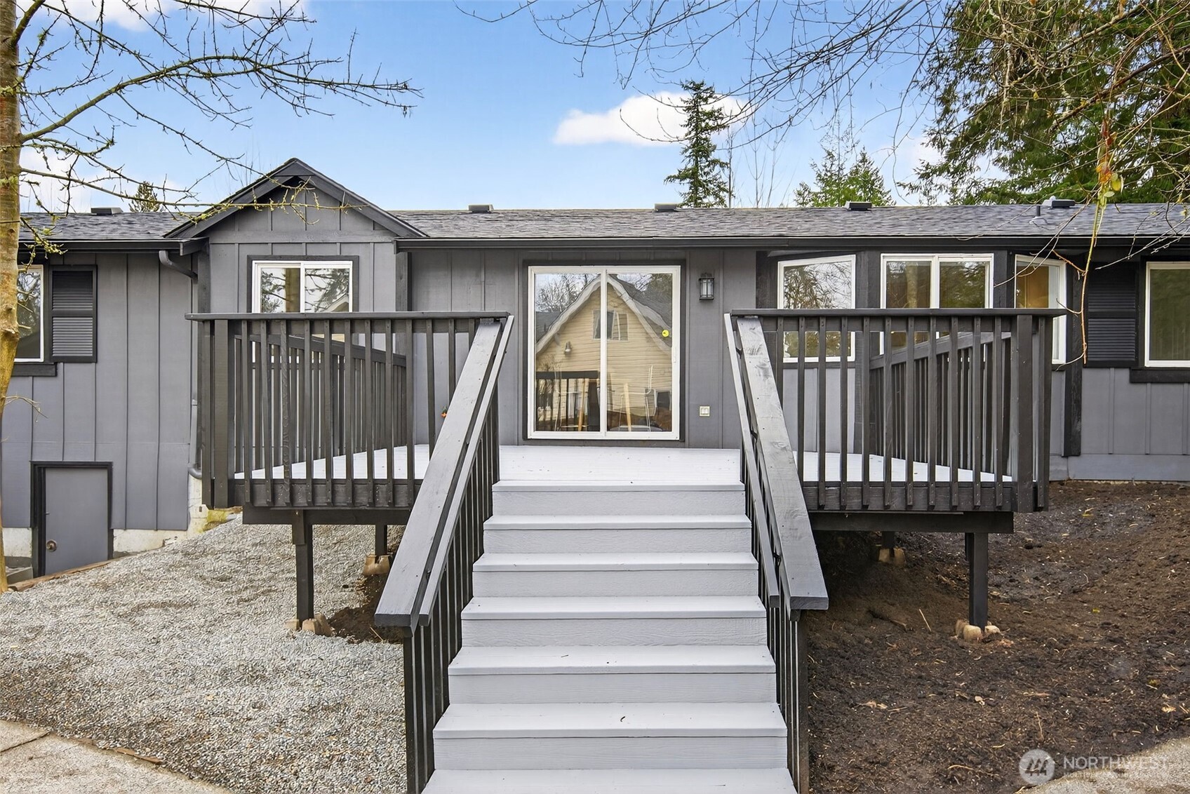 11819 Shore View Drive SW, Olympia, WA 98512