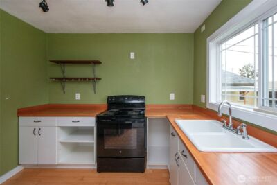 1117 E 4th Street , Port Angeles, WA 98362 - Photo 14