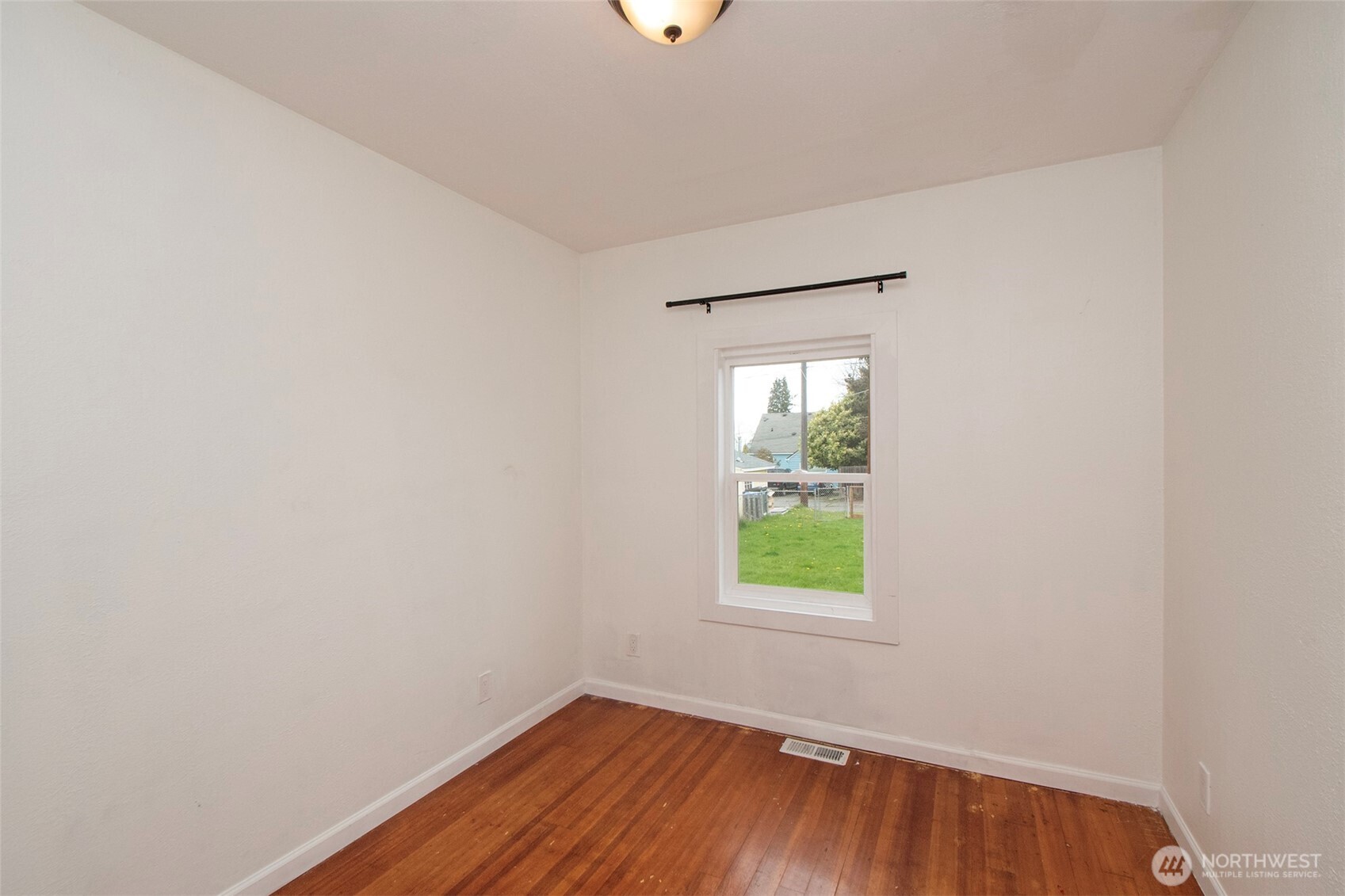 1117 E 4th Street , Port Angeles, WA 98362